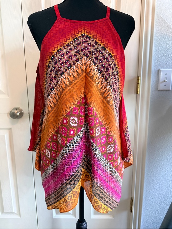 Coco Bianco Tops - Coco Bianco Boho Chevron Halter Handkerchief Tunic Top size medium
